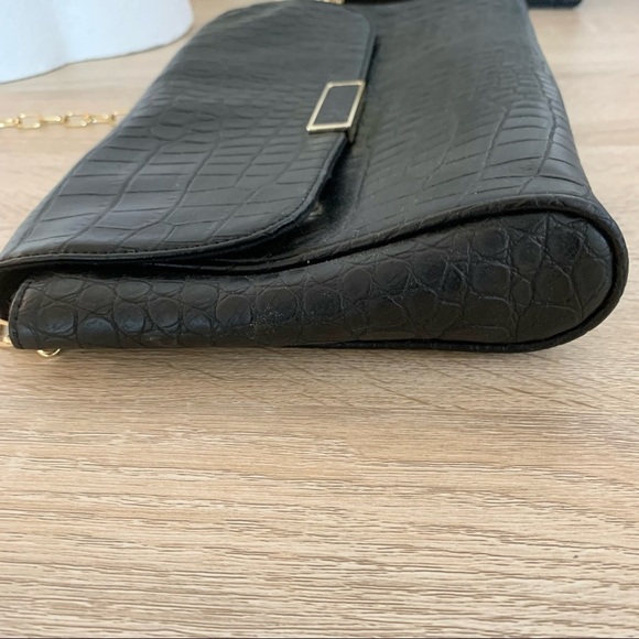 NWOT F21 Black Croc Leather Chain Shoulder Bag - Picture 6 of 9